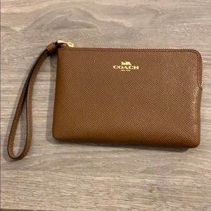 Coach Wristlet - Tan